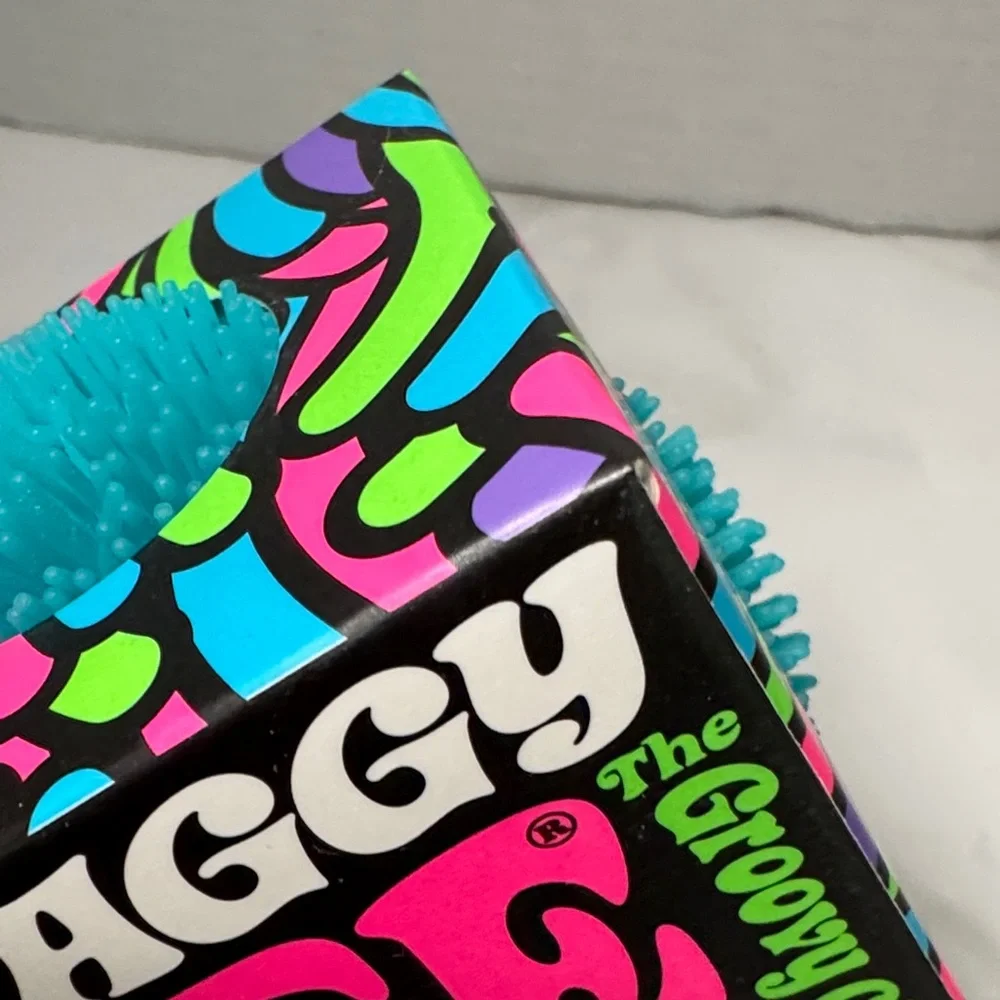 New NeeDoh Shaggy. The Groovy Glob - Teal - Picture 11 of 15